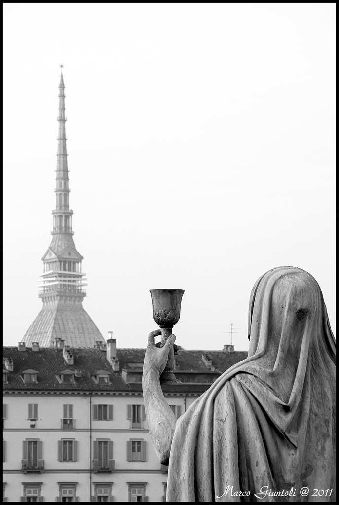 Un brindisi alla Mole