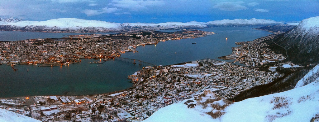 Tromsoe, Norvegia, mezzogiorno