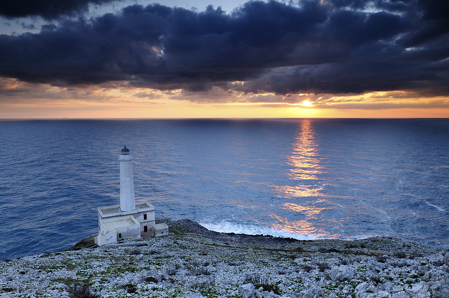 Il Faro e il raggio solare