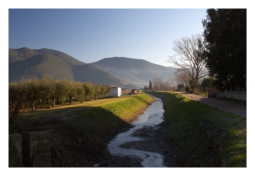 Campagne sotto i Monti Pisani