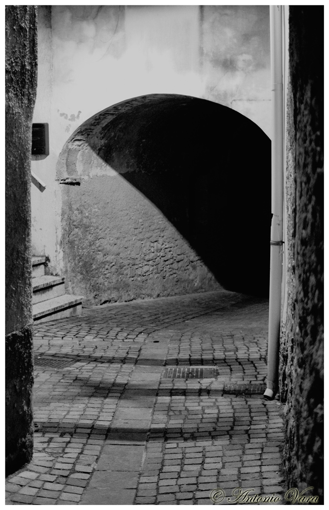 vicolo oscuro