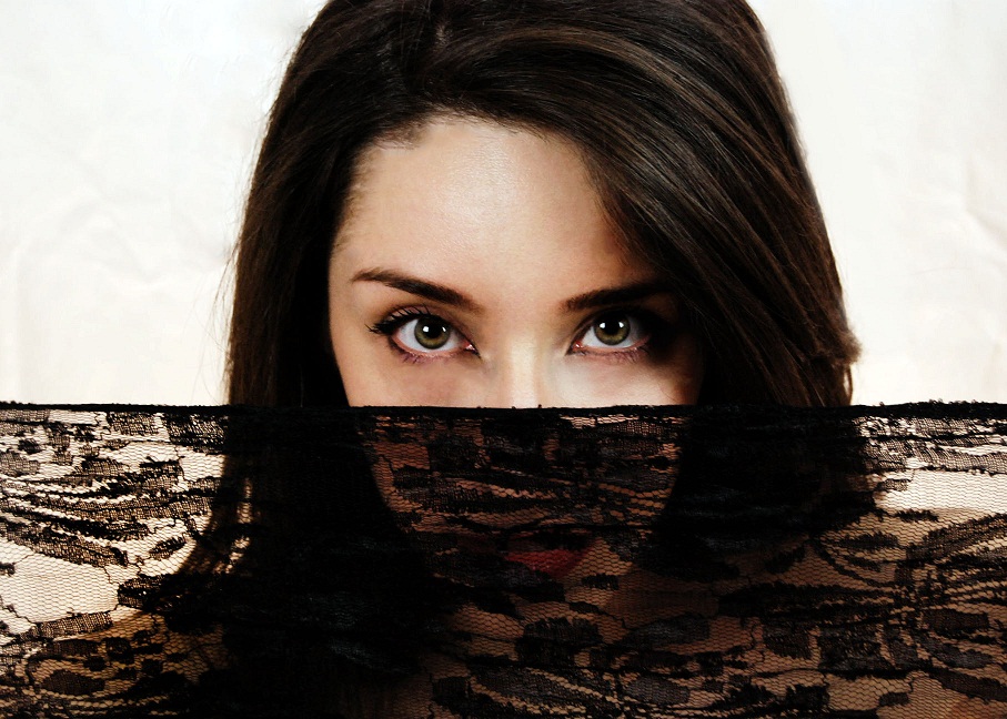 roberta...primi scatti in studio casalingo...