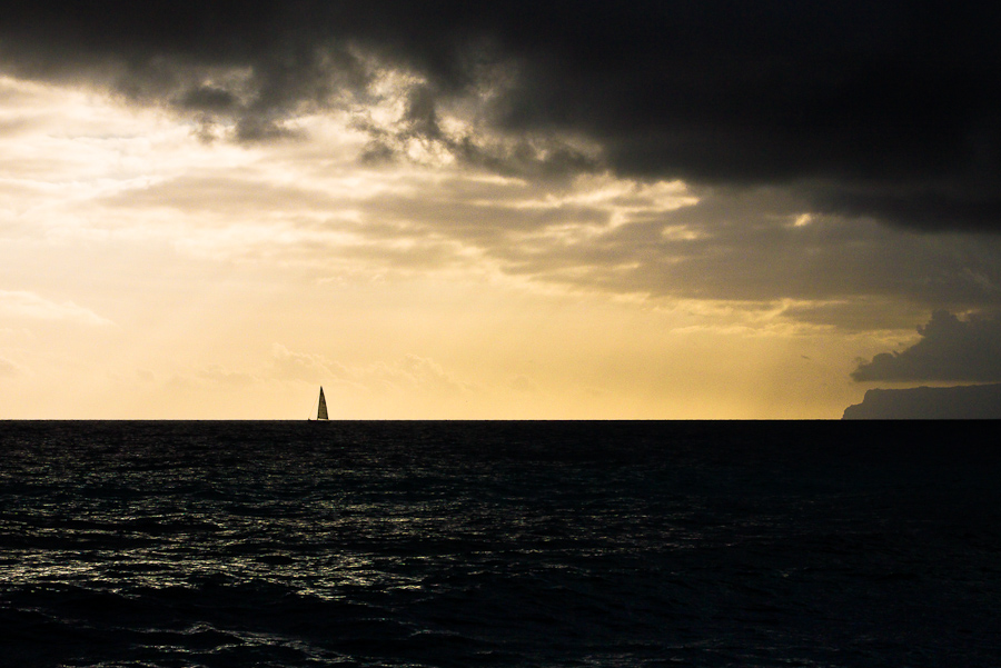 fuggendo dalla tempesta