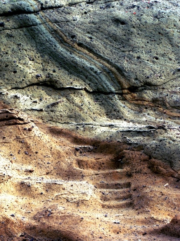 Scalini tra le rocce