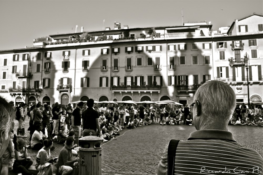 Particolare ombra in piazza Navona, Roma