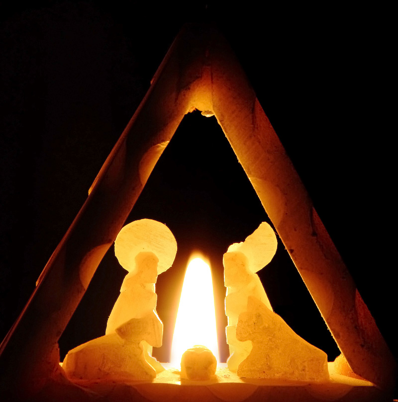 "Il Natale, tra spiritualit�, sentimenti e festa"