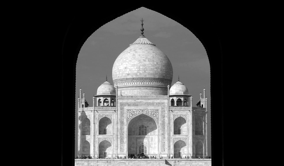 requiem per un amore b/n