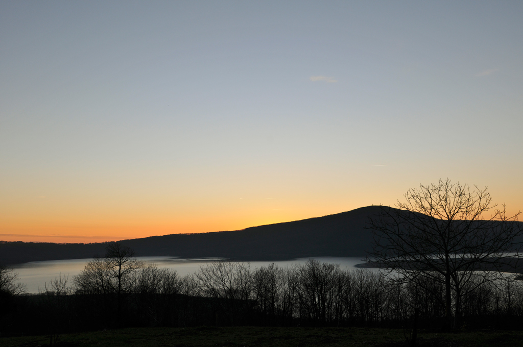 Tramonto sul Lago di Vico