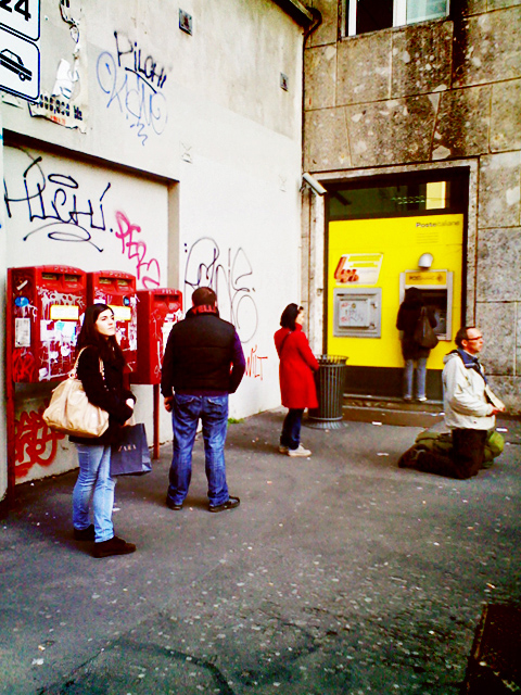 Milano sguardo distratto, Bacio di ghiaccio ...