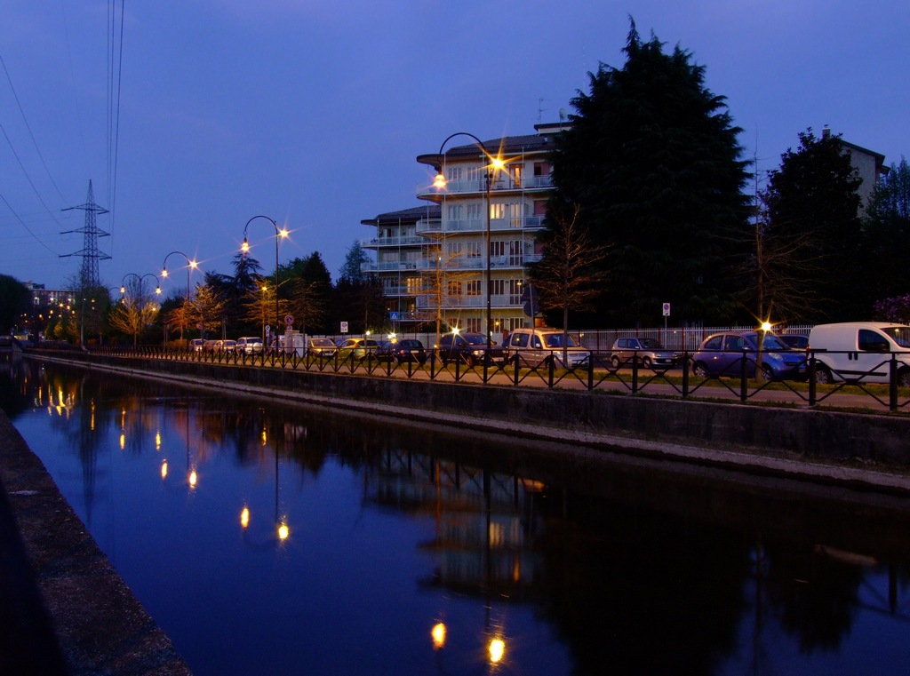 Naviglio Martesana a sera