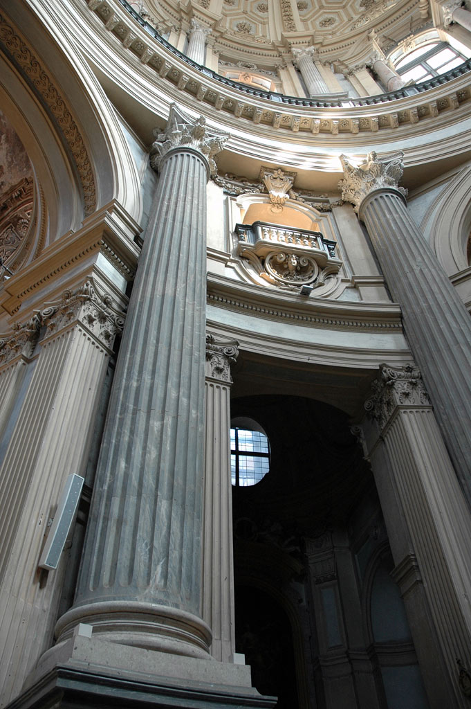 Interno basilica Superga 2