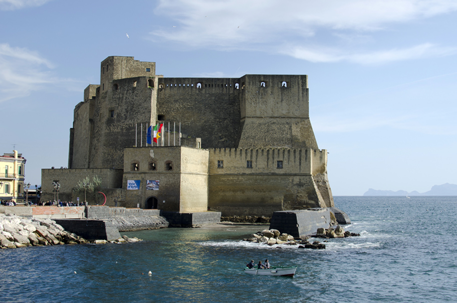 Castel dell'ovo