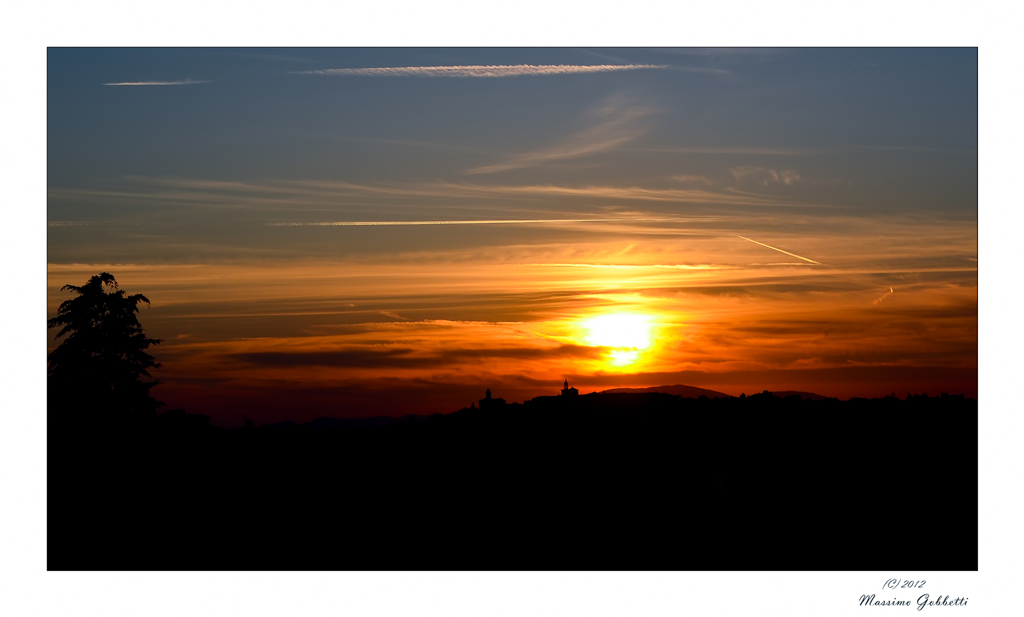 Tramonto su Belvedere Ostrense (AN)