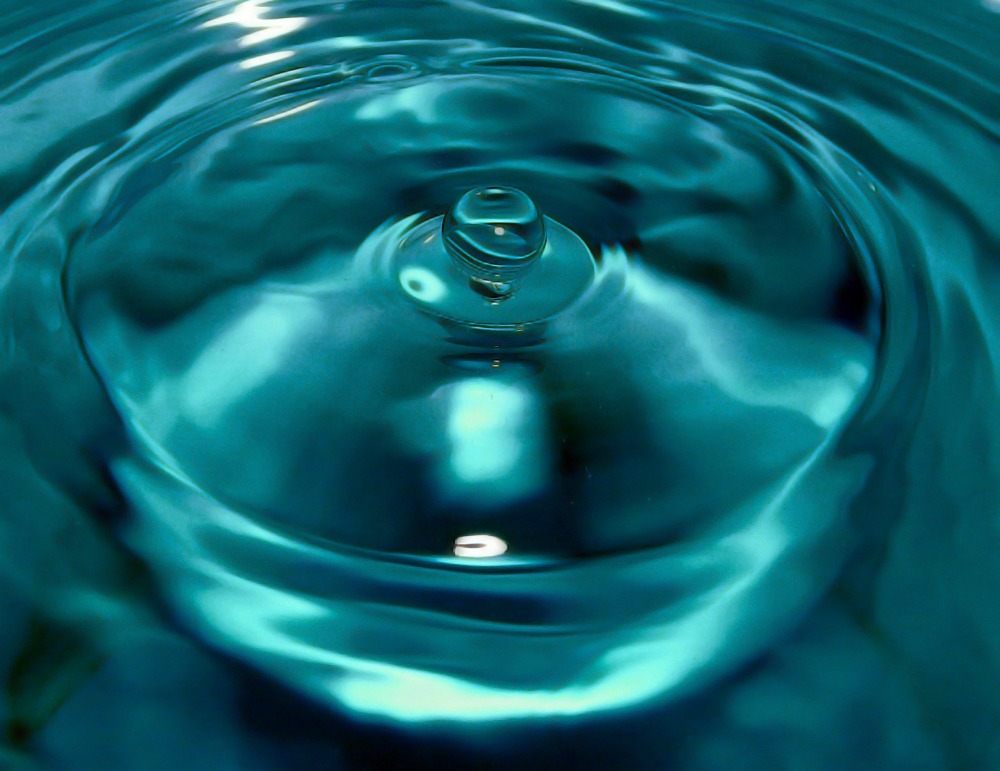 Goccia 3.non mi fermer� finche non mi viene una buona :D