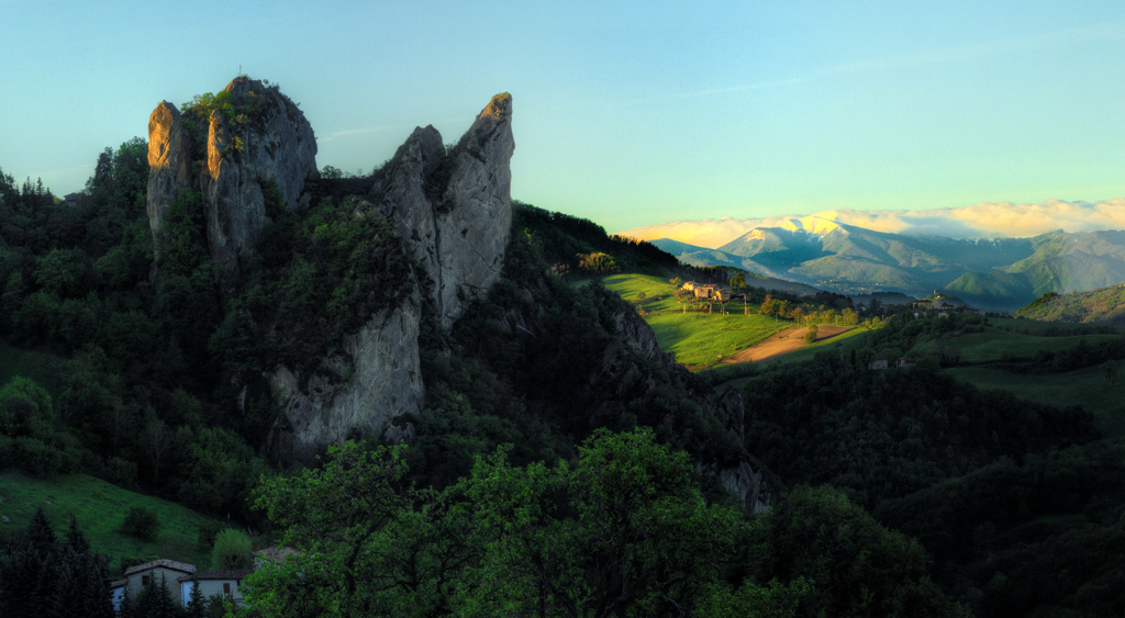 Alba sui Sassi di Rocca Malatina