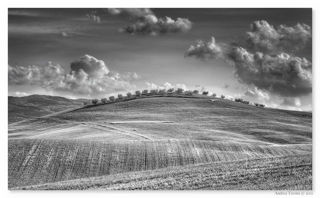 A passeggio tra le crete i campi i laghi 4...