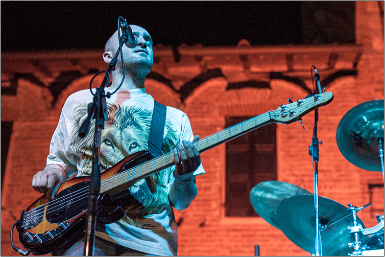 Lights, colors and Music...