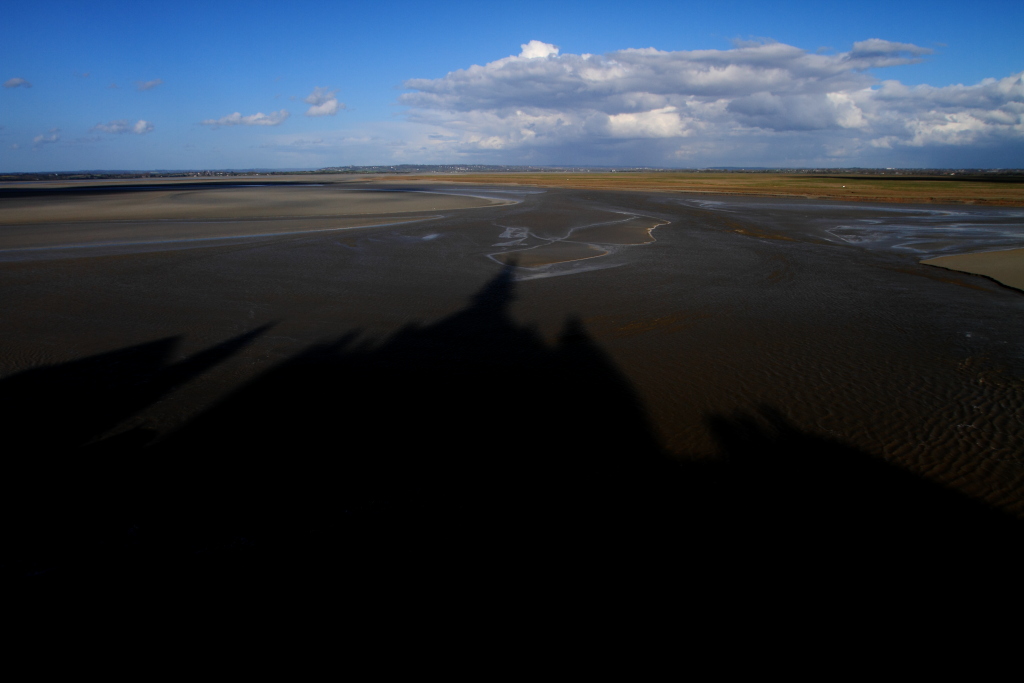L'assedio della marea al monte