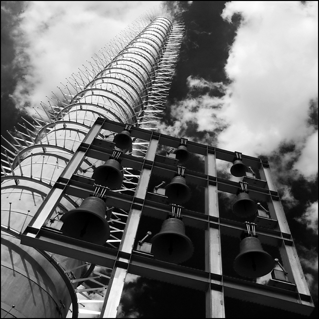 Torino, campanile chiesa del Santo Volto