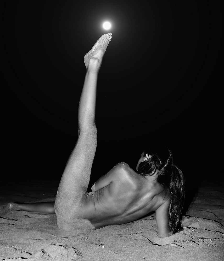 un calcio alla luna