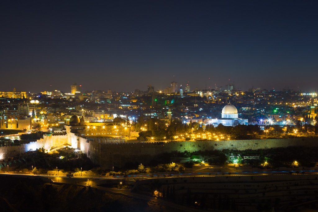 gerusalemme di notte