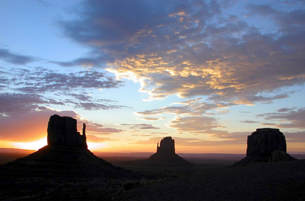 Alba alla Monument Valley