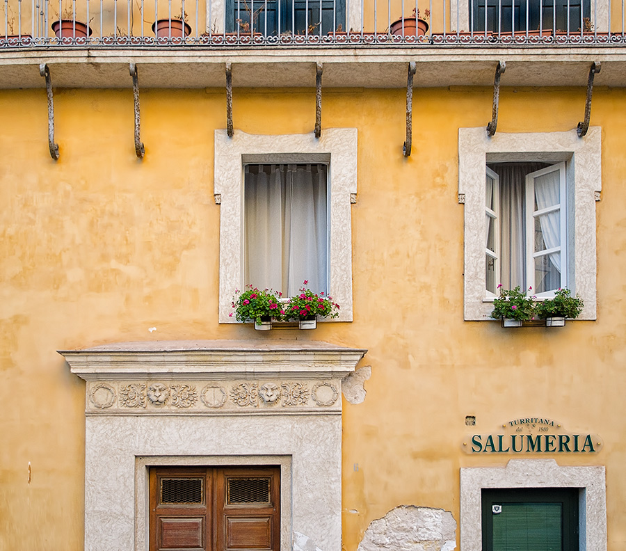 Salumeria Turritana.