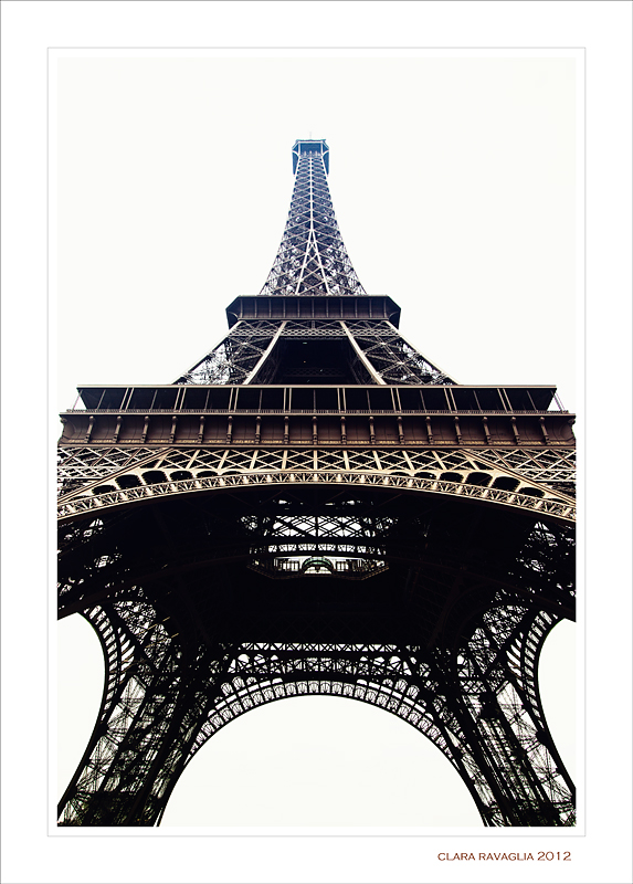 Sa Majest� laTour...