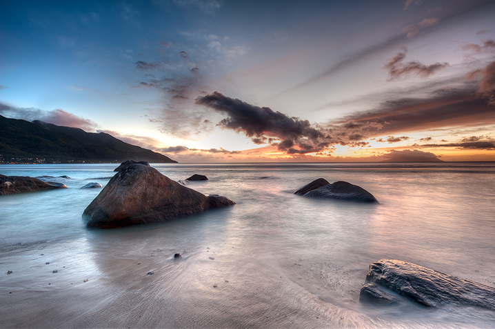 Tramonto a Beau vallon