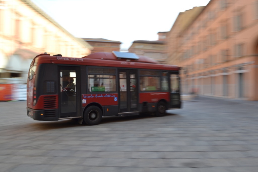 Autobus in movimento