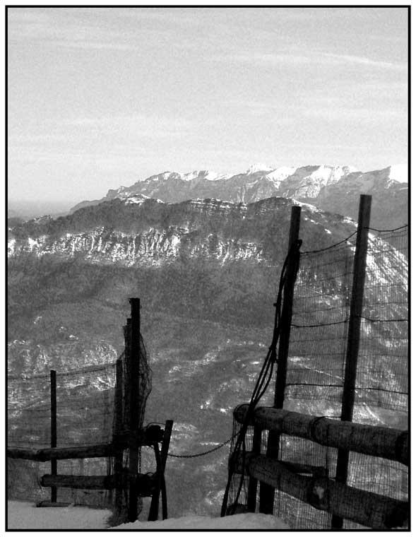 paesaggio montano b/w