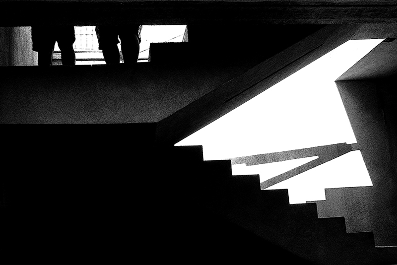 foto con passi e compasso