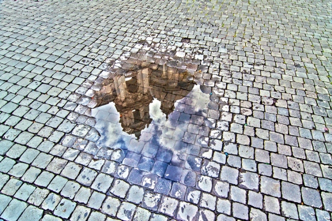 santa Agnere piazza Navona di riflesso