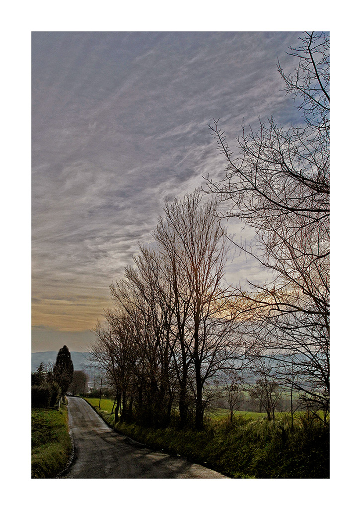 ...solo me ne vo' per la....