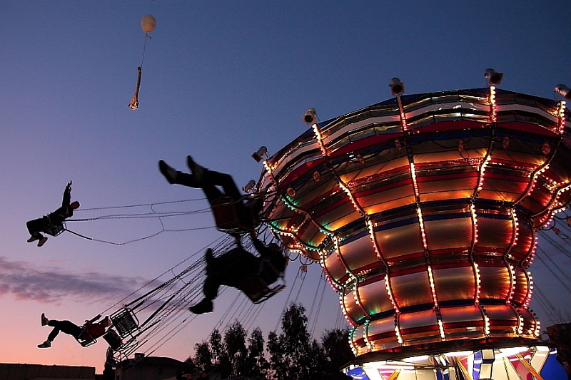 Calci in culo al tramonto