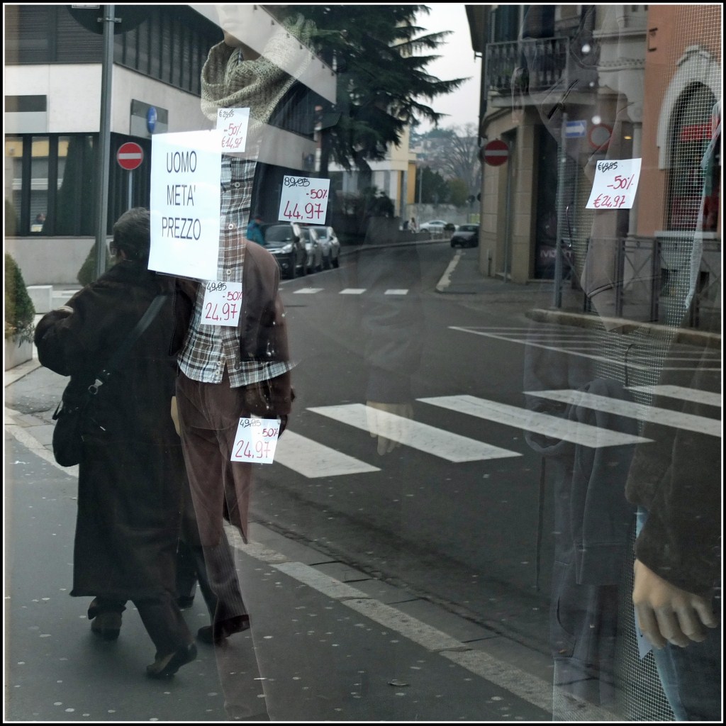 Uomo a met� prezzo
