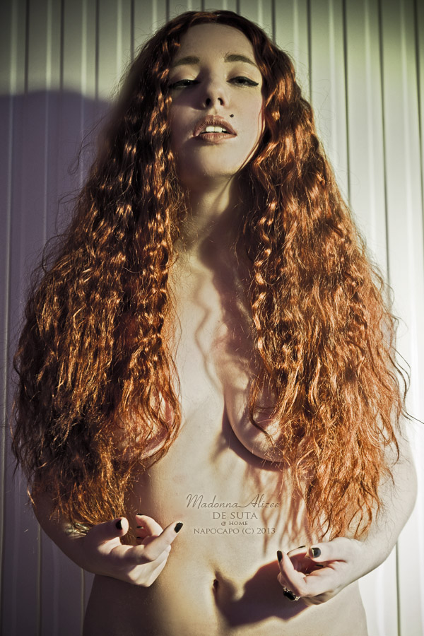 MADONNA ALIZEE DE SUTA @ HOME