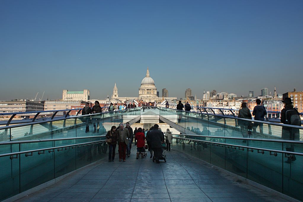 Millennium Bridge