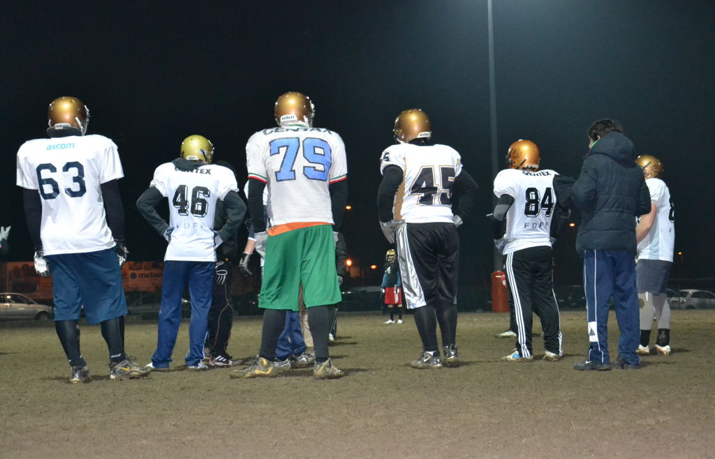 in attesa d'entrare in campo....