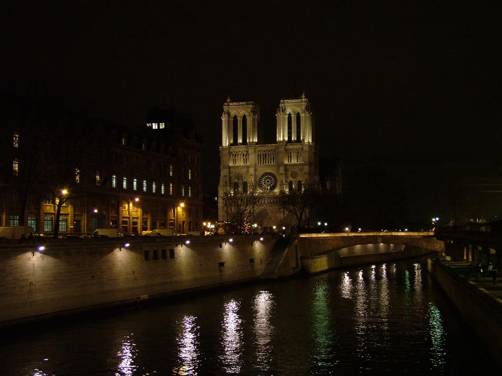 Paris di notte