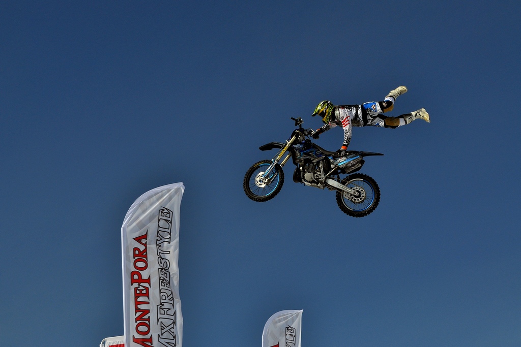 MontePoraMXFreeStyle
