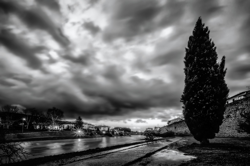 Il Bisenzio in bianco e nero