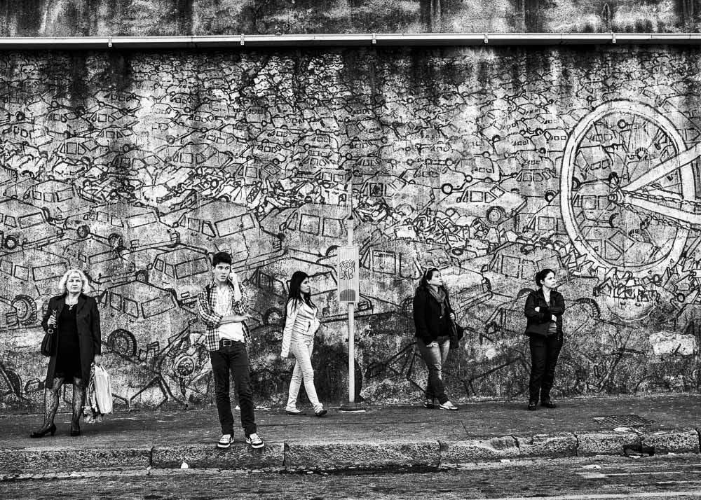 en attendant....l'autobus