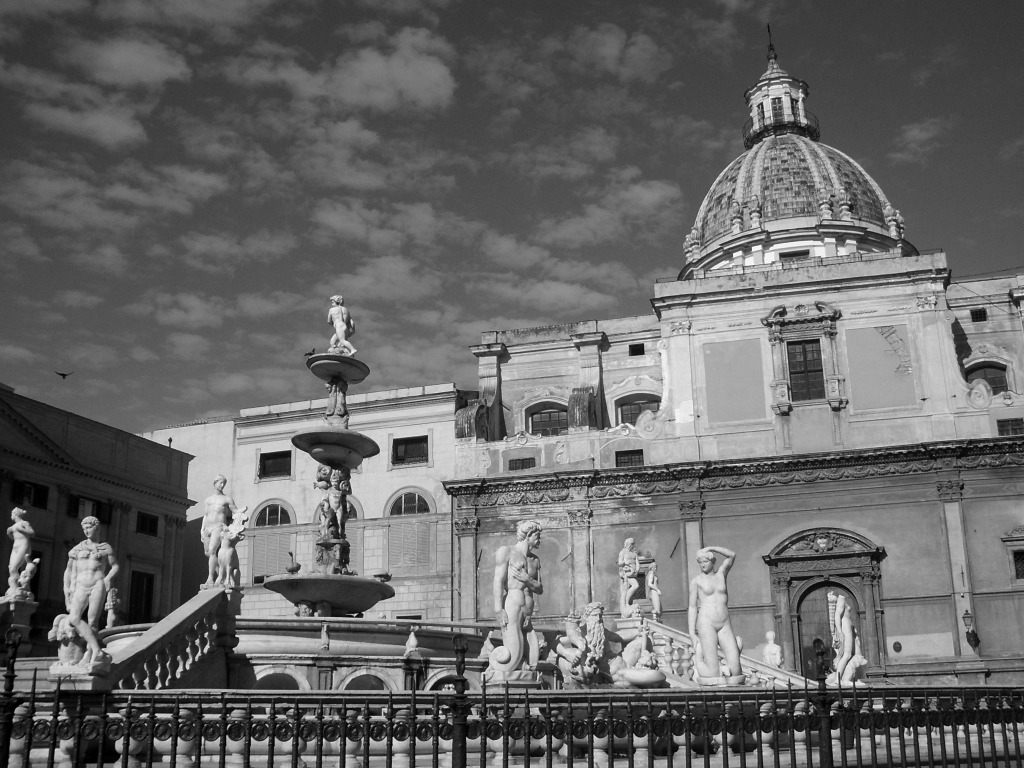 Piazza Pretoria 2 || Palermo