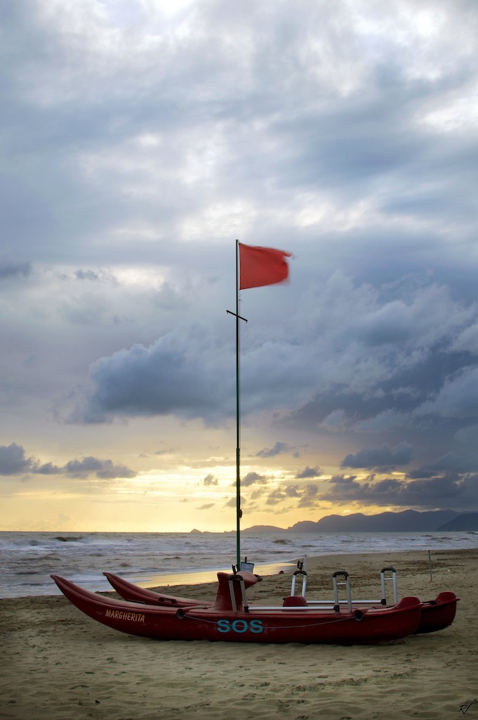 SOS...bandiera rossa