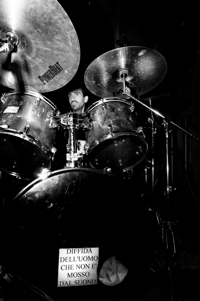 Diffida dell'uomo che non � mosso dal suono