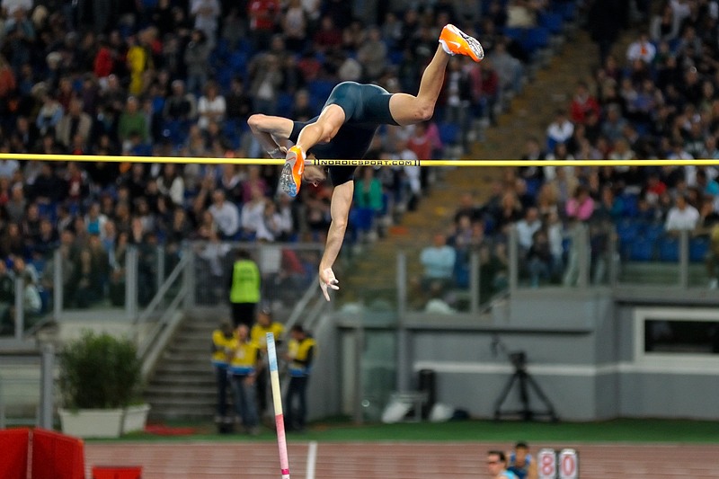 Pole vault
