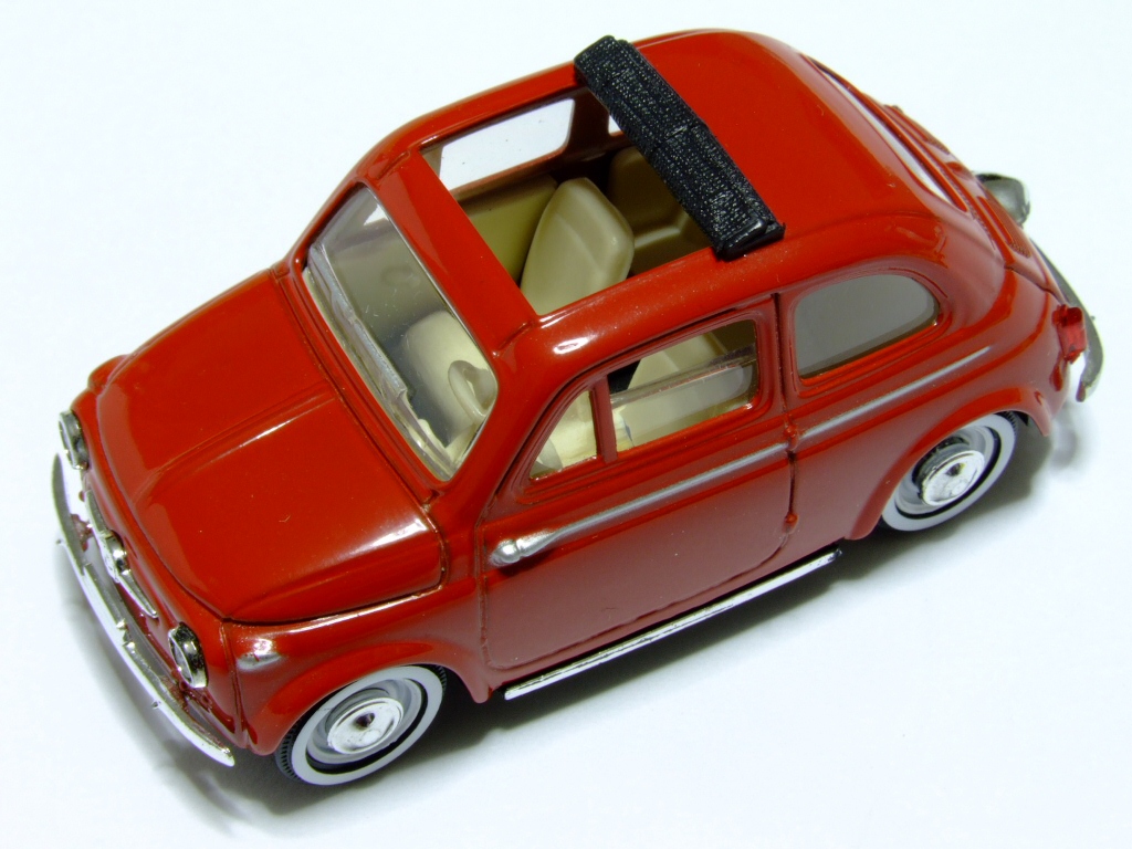Modellino di Fiat 500 (1/43)