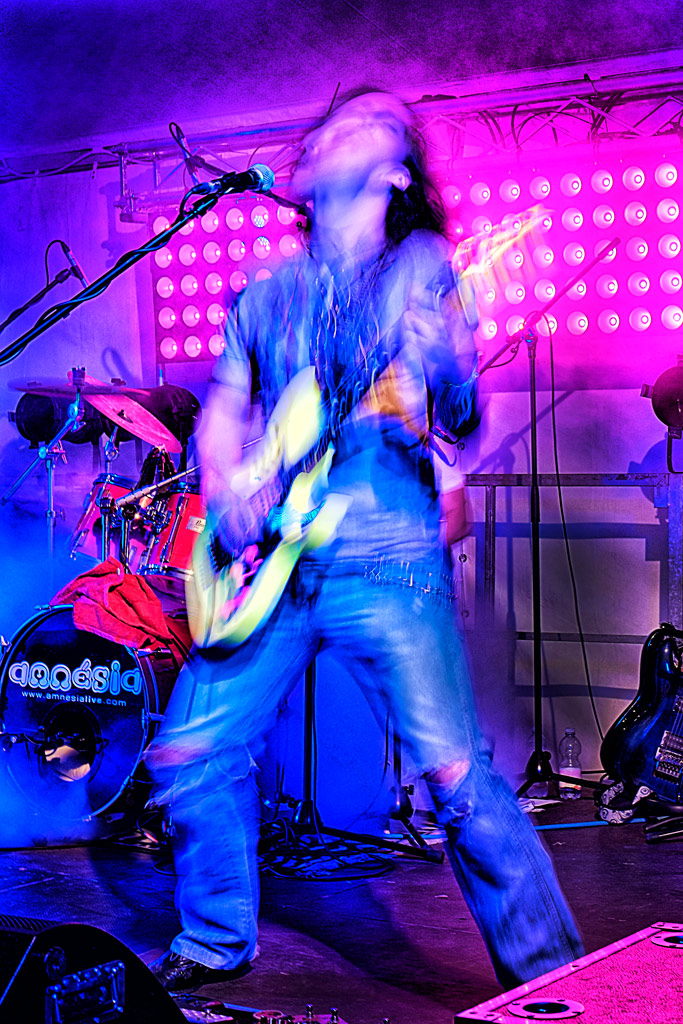 Il rock = 2 teste e 6 mani