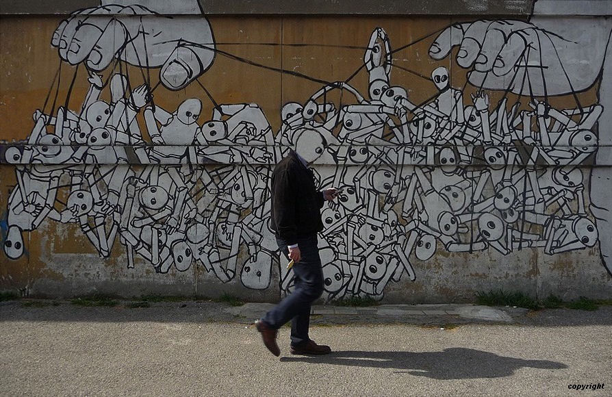 ...nelle mani di chi ?